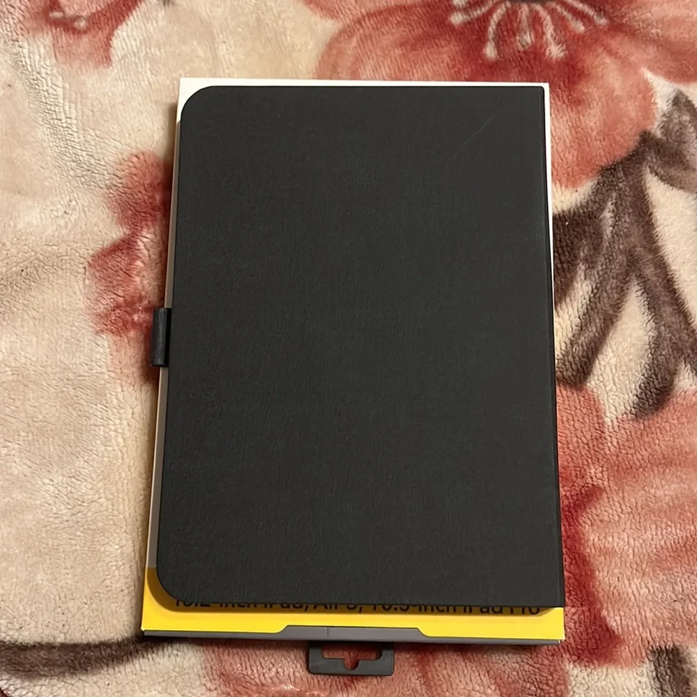 Zagg messenger folio tablet keyboard case